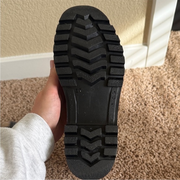 Authentic Burberry Tan, Black, Red, & White Plaid Rain Boots - Picture 8 of 8